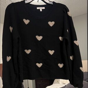 Splendid Black Sweater with Cream Heart Pattern